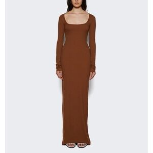 Eterne Square-Neck Long Sleeve Butter Rib Maxi Dress Earth Brown Small